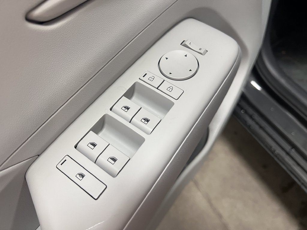2027 Hyundai KONA SEL Sport