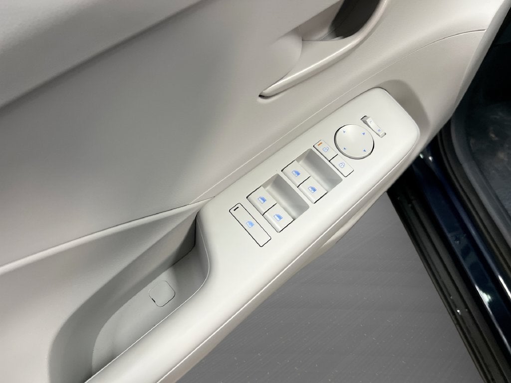 2027 Hyundai KONA SEL Sport