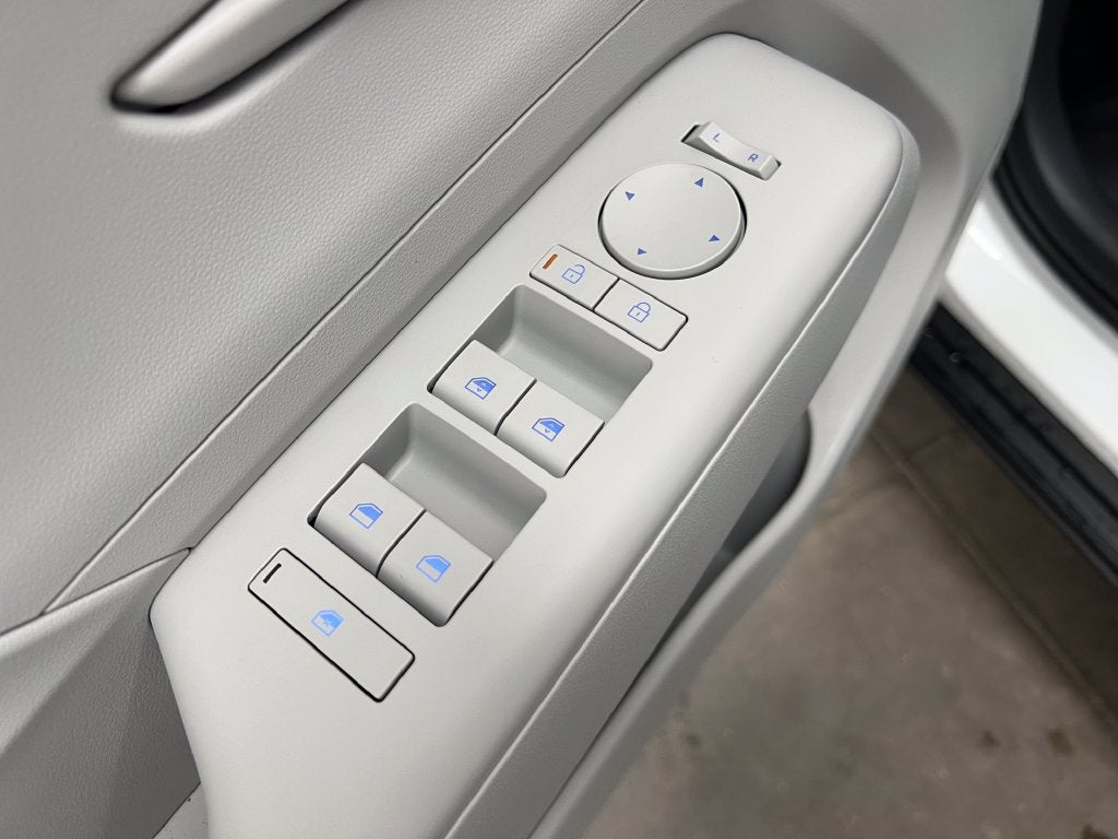 2027 Hyundai KONA SEL Sport