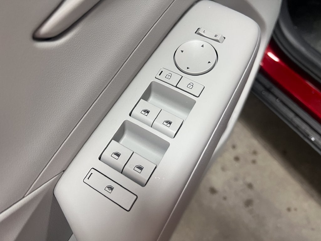 2027 Hyundai KONA SEL Sport