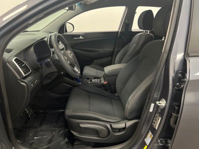 2021 Hyundai TUCSON SE