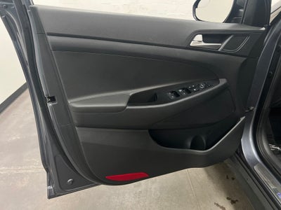 2021 Hyundai TUCSON SE