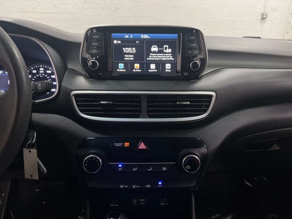 2021 Hyundai TUCSON SE