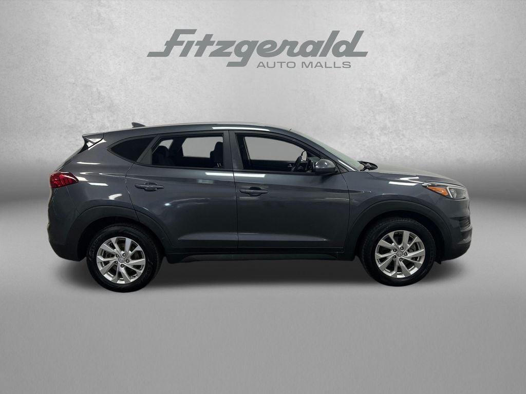 2021 Hyundai TUCSON SE