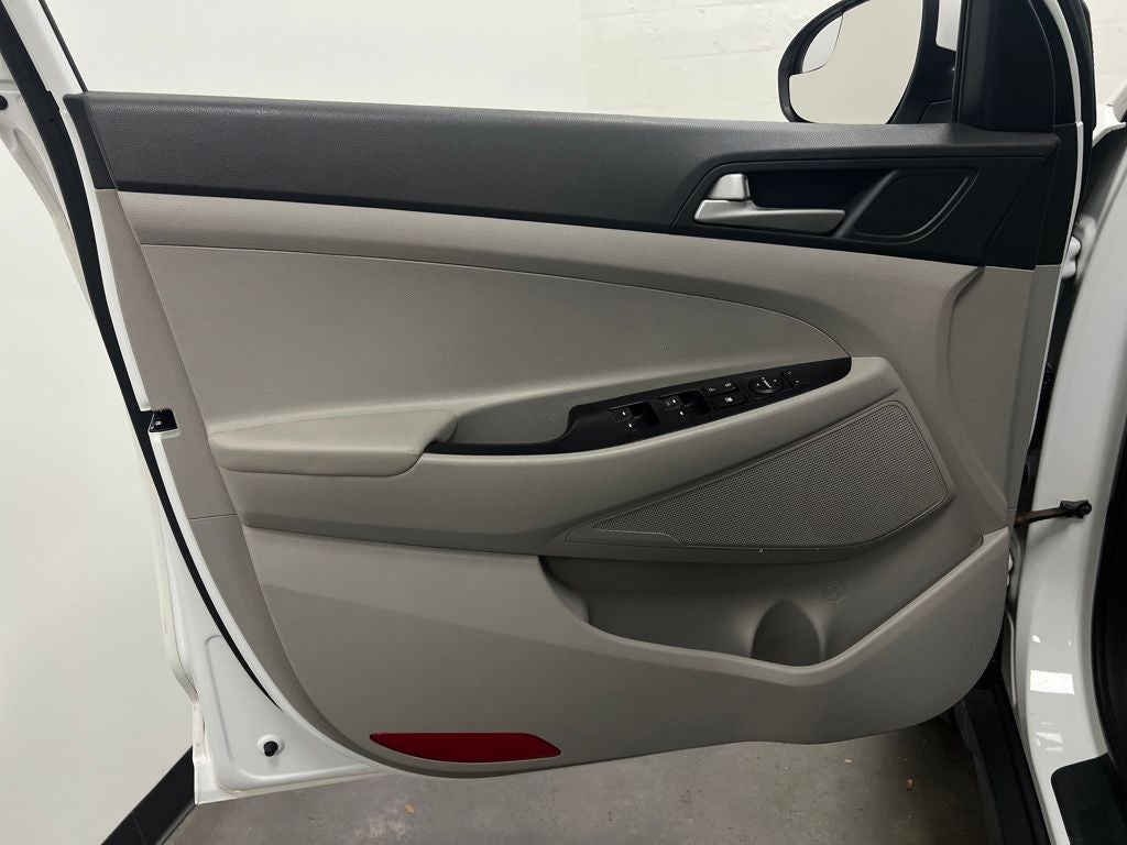 2020 Hyundai TUCSON SE