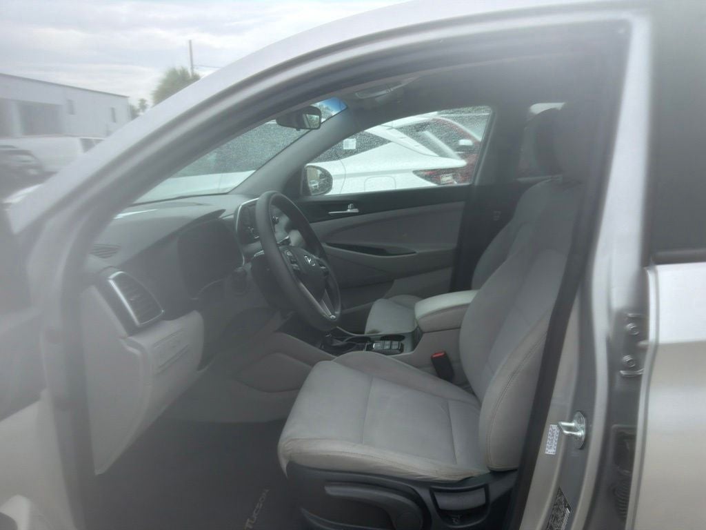 2020 Hyundai TUCSON SE