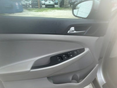 2020 Hyundai TUCSON SE