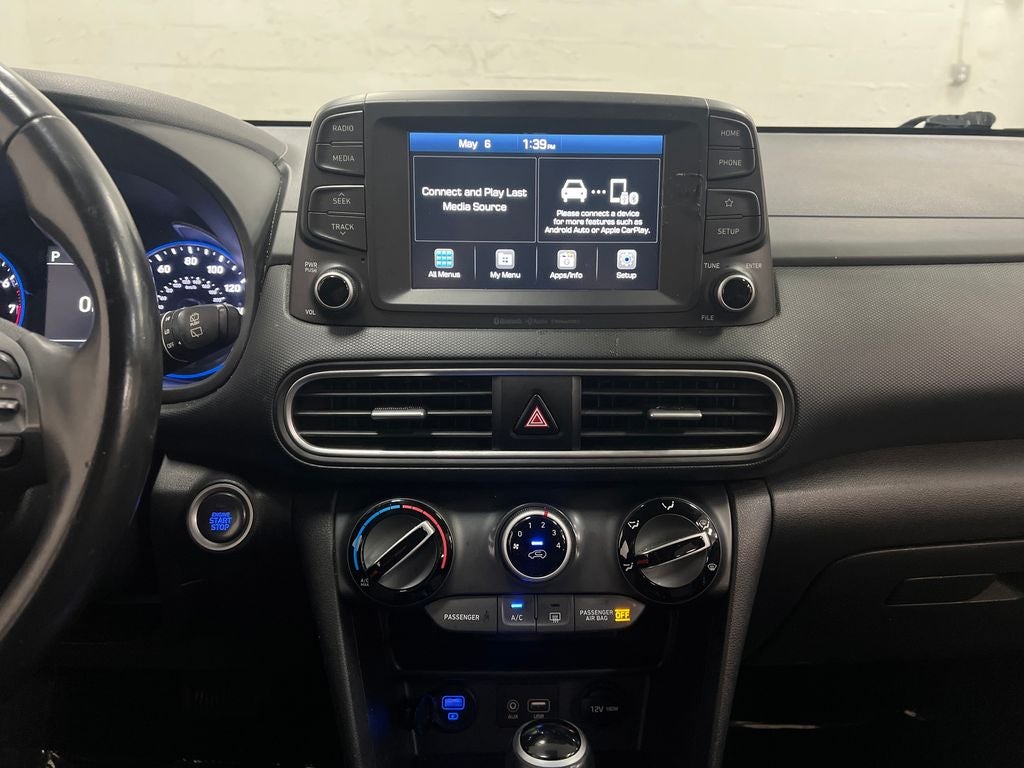 2021 Hyundai KONA SEL