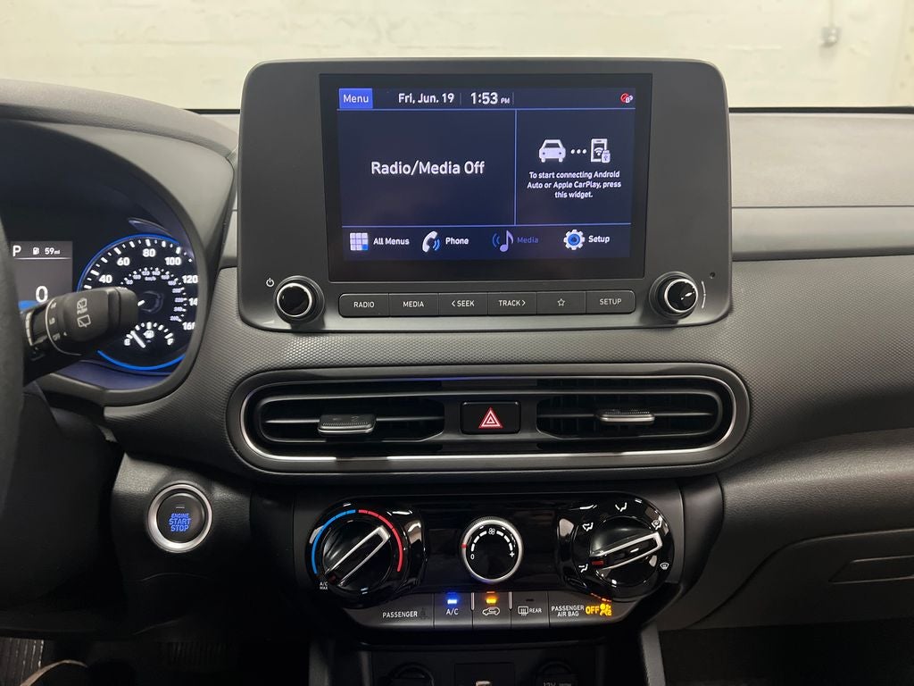 2022 Hyundai KONA SEL