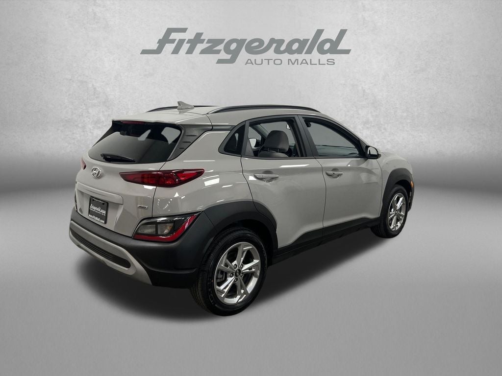 2022 Hyundai KONA SEL