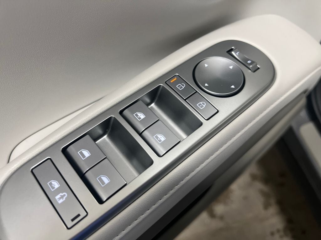 2026 Hyundai PALISADE SE