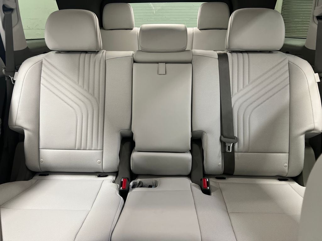 2026 Hyundai PALISADE SEL 8 Passenger