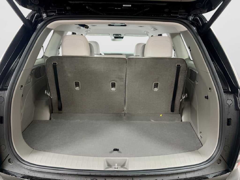 2027 Hyundai PALISADE SEL 7 Passenger
