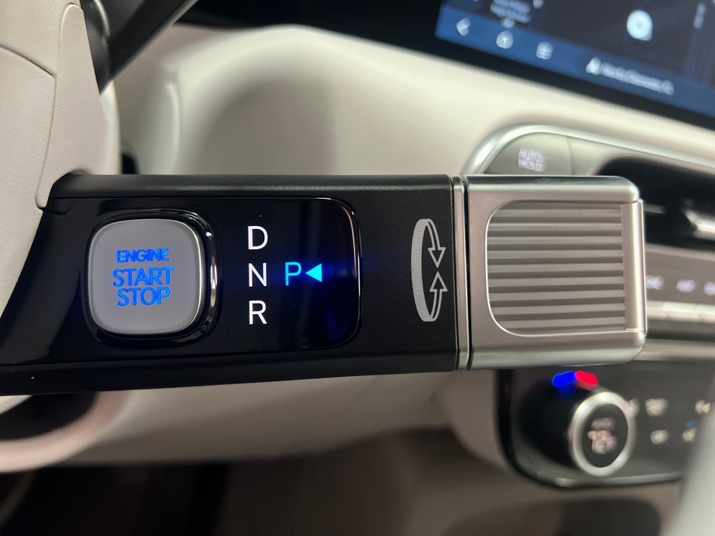 2026 Hyundai PALISADE HYBRID Blue SEL 7 Passenger