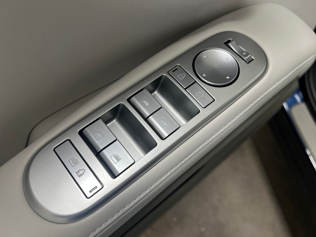 2026 Hyundai PALISADE HYBRID SEL 7 Passenger