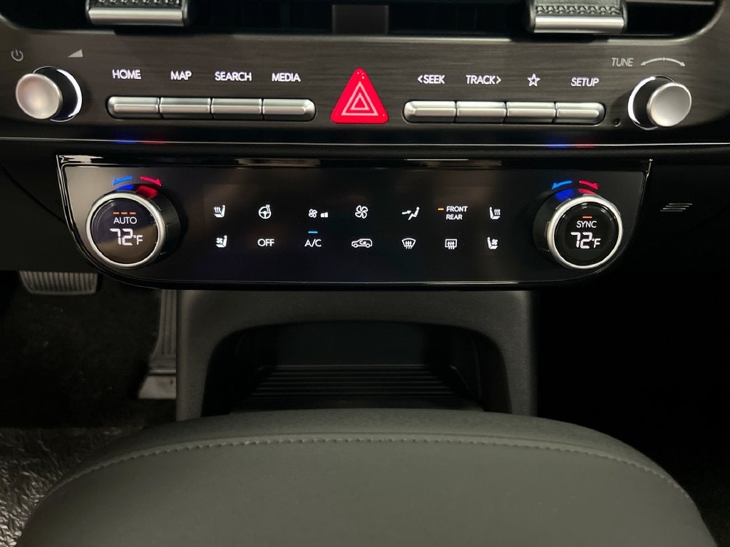 2027 Hyundai PALISADE SEL Premium 7 Passenger