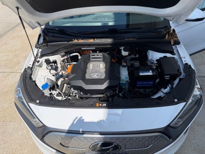 2021 Hyundai IONIQ ELECTRIC SE