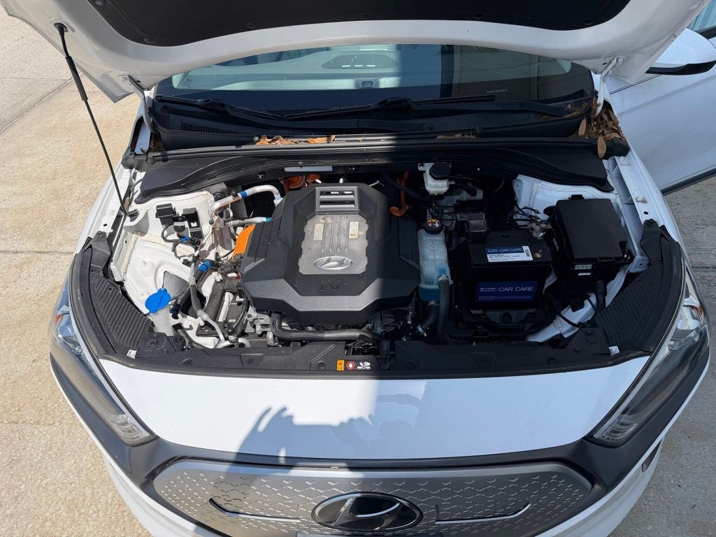 2021 Hyundai IONIQ ELECTRIC SE