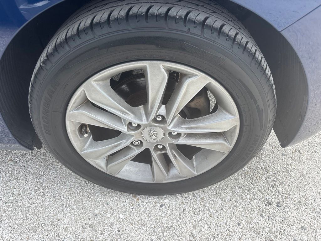 2013 Hyundai ELANTRA GT Base