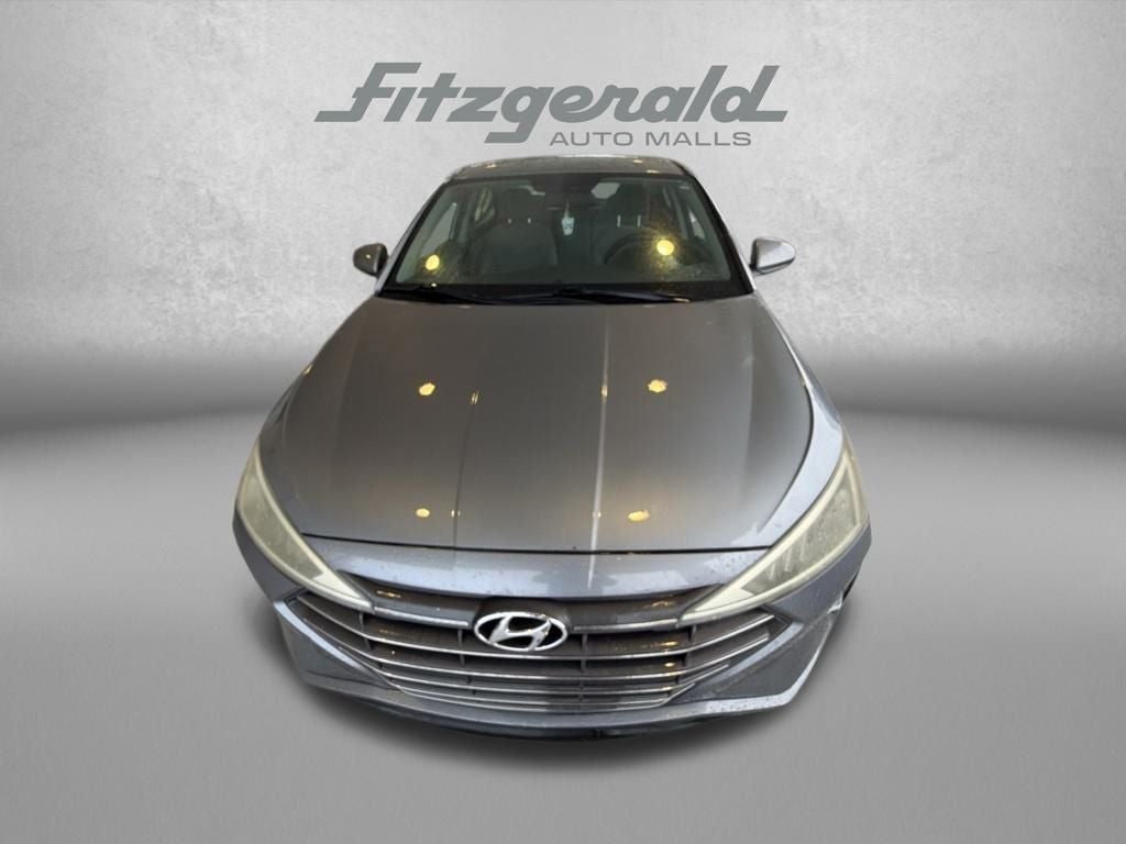 2019 Hyundai ELANTRA SE