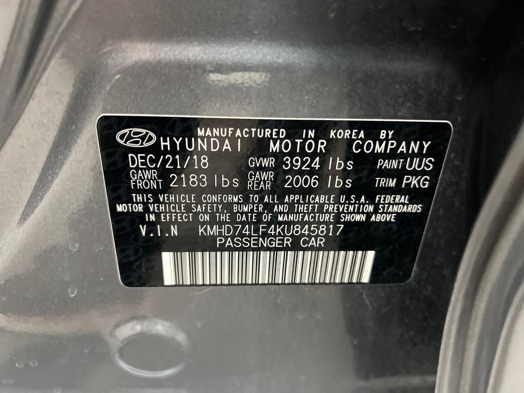 2019 Hyundai ELANTRA SE