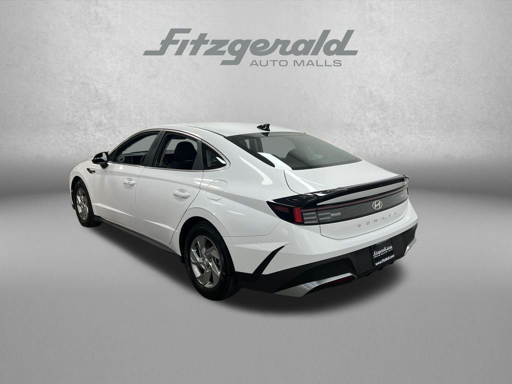 2025 Hyundai SONATA SE