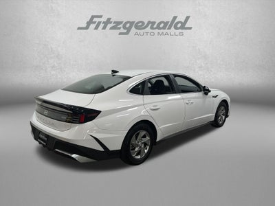 2025 Hyundai SONATA SE