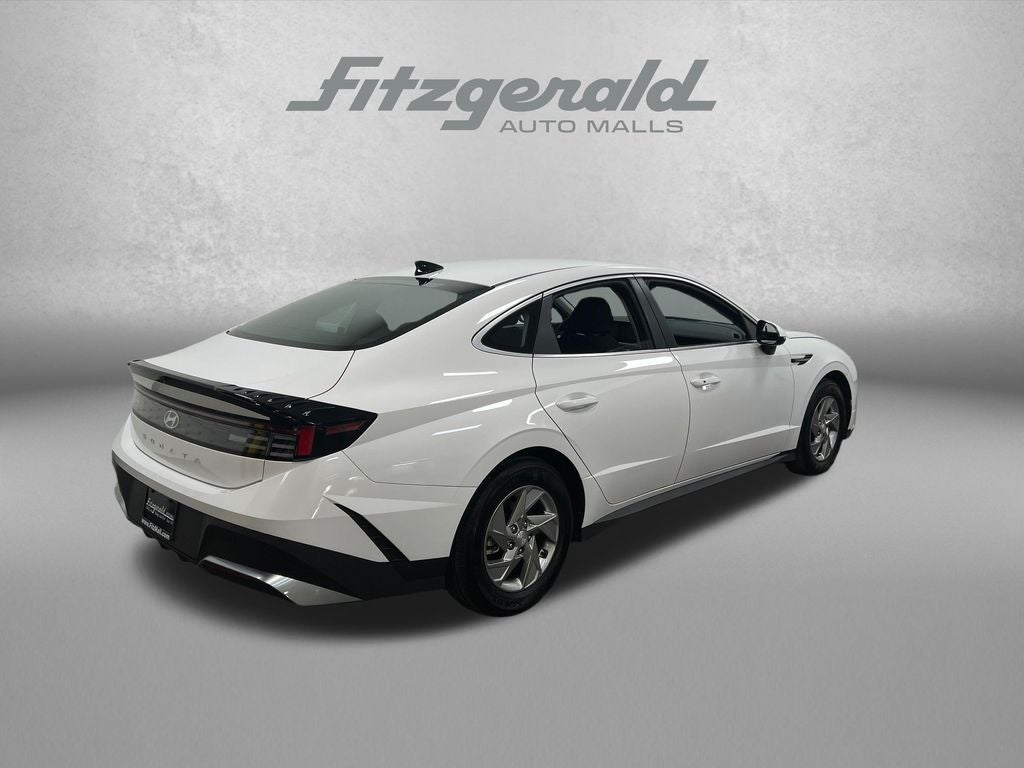 2025 Hyundai SONATA SE