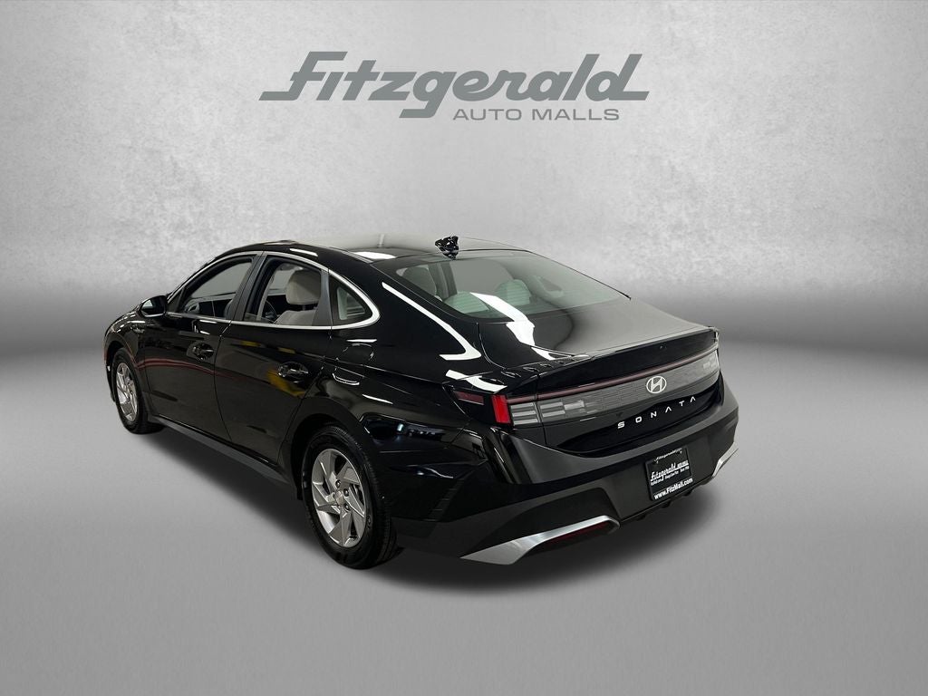 2025 Hyundai SONATA SE