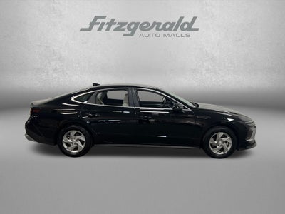 2025 Hyundai SONATA SE