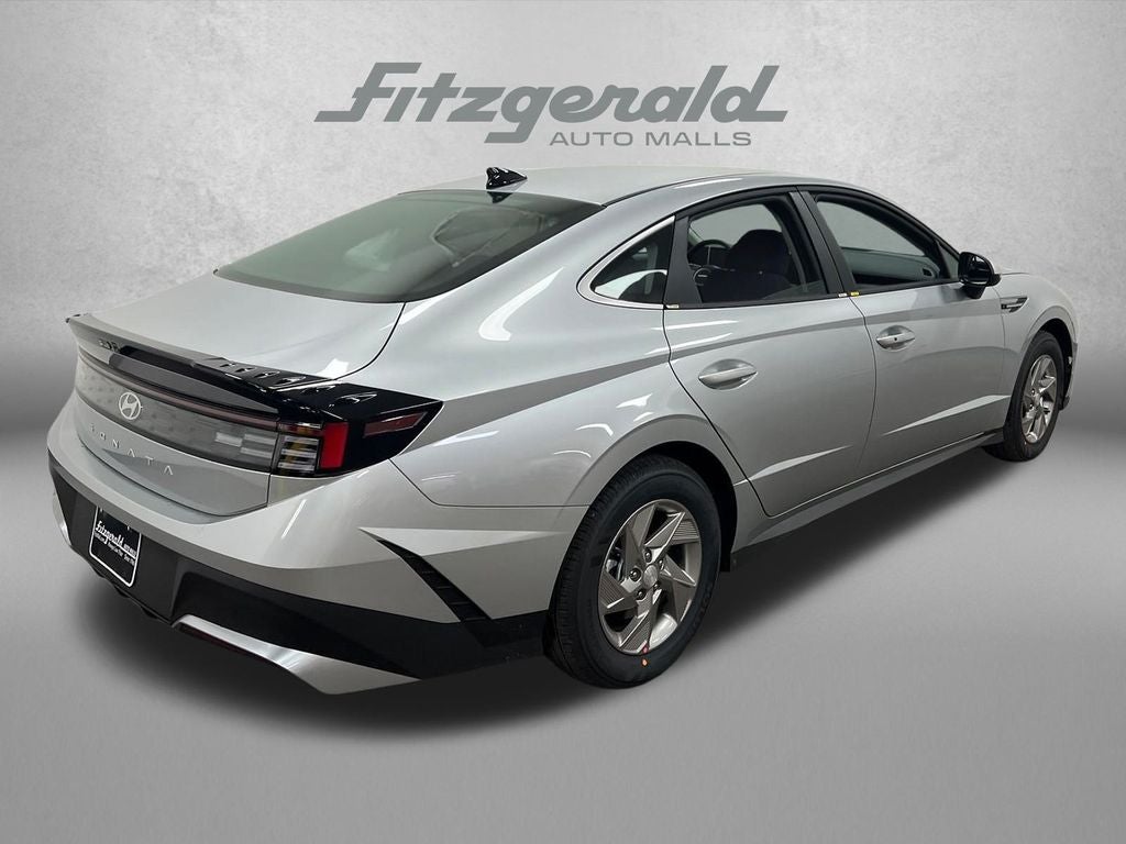 2026 Hyundai SONATA SE