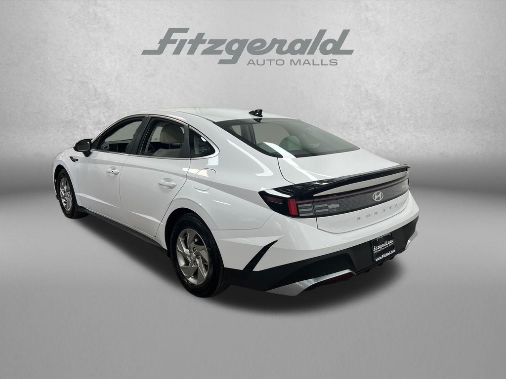 2025 Hyundai SONATA SE