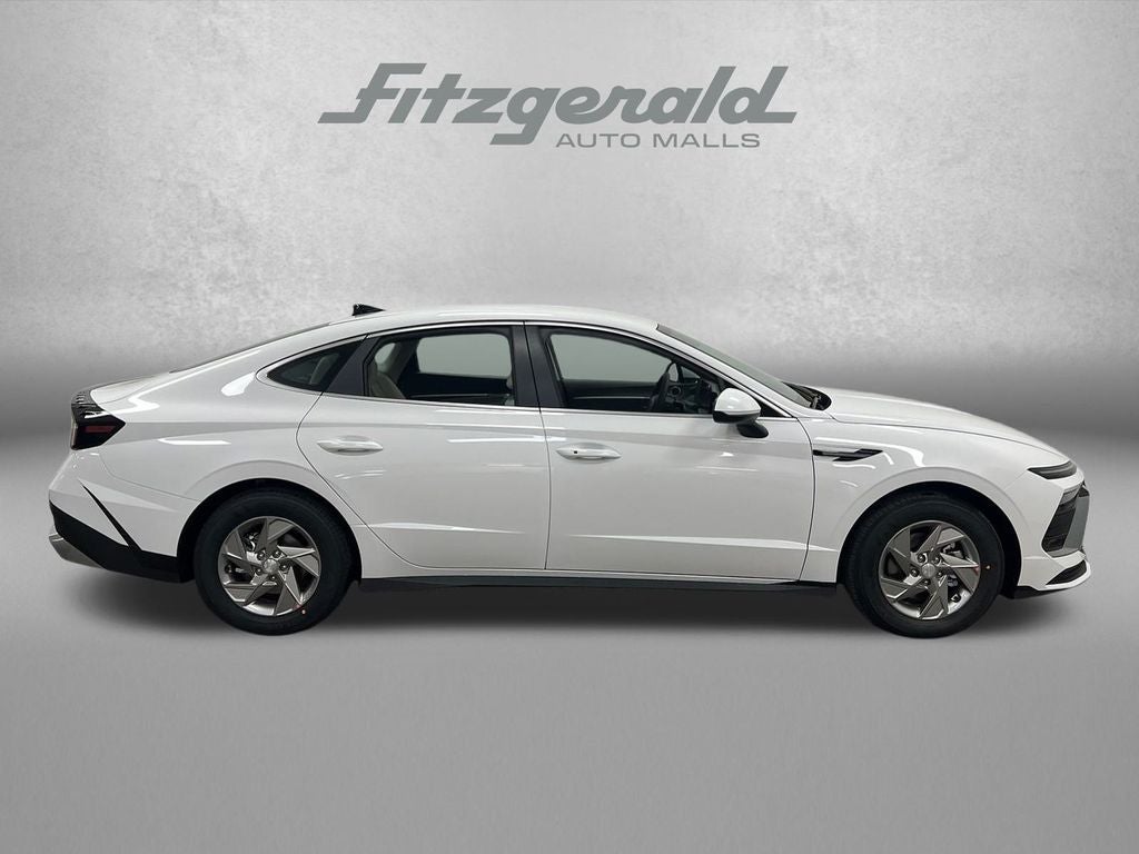 2026 Hyundai SONATA SE