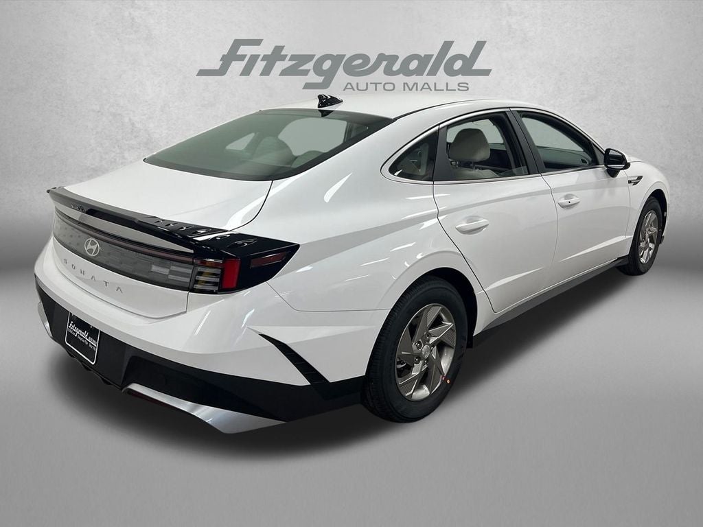 2026 Hyundai SONATA SE