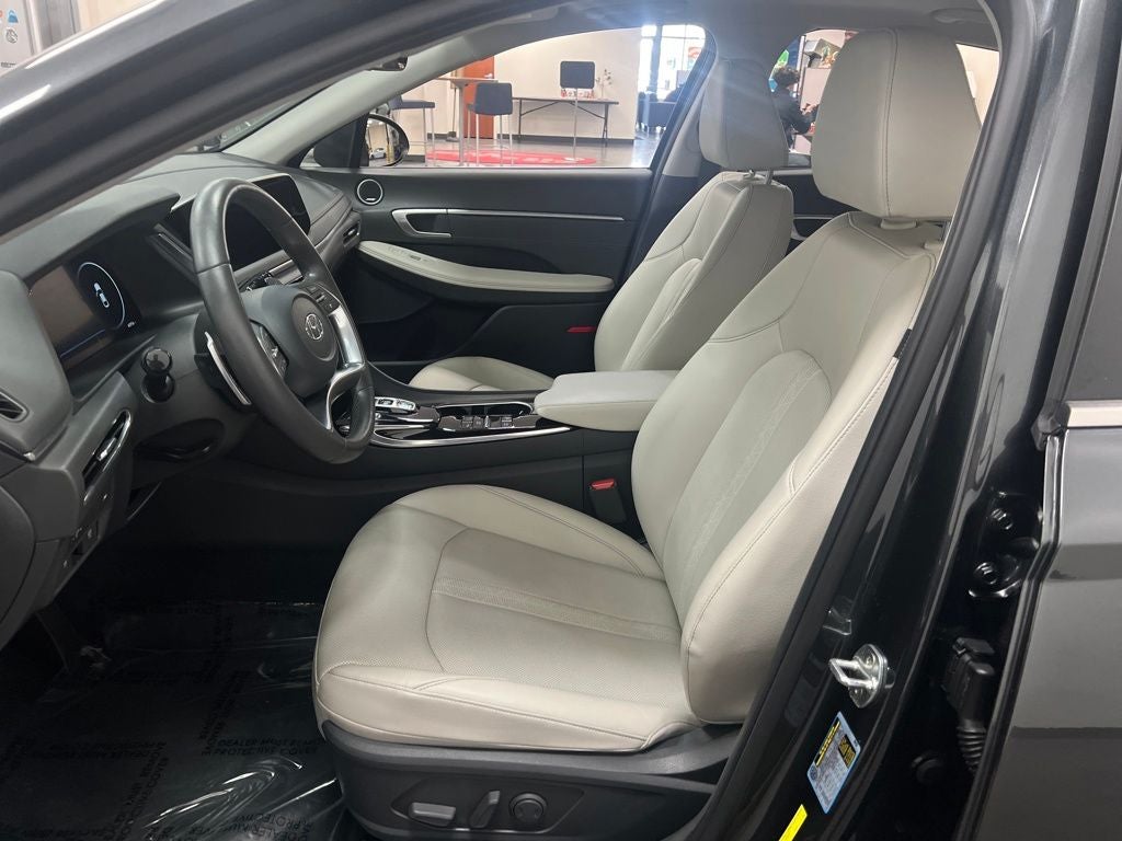 2022 Hyundai SONATA Limited