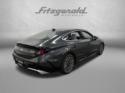 2026 Hyundai SONATA HYBRID SEL