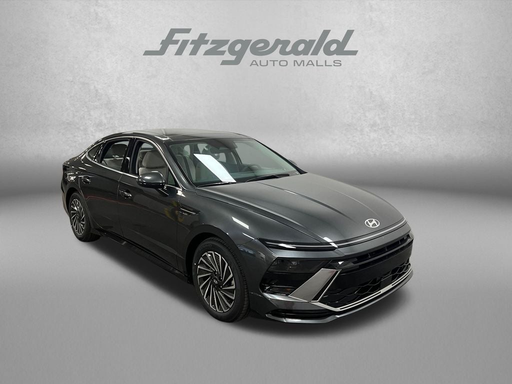 2026 Hyundai SONATA HYBRID SEL