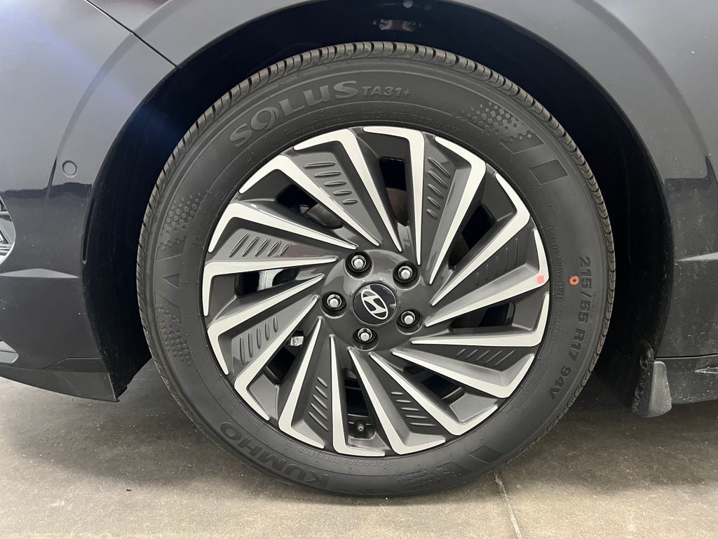 2026 Hyundai SONATA HYBRID Limited