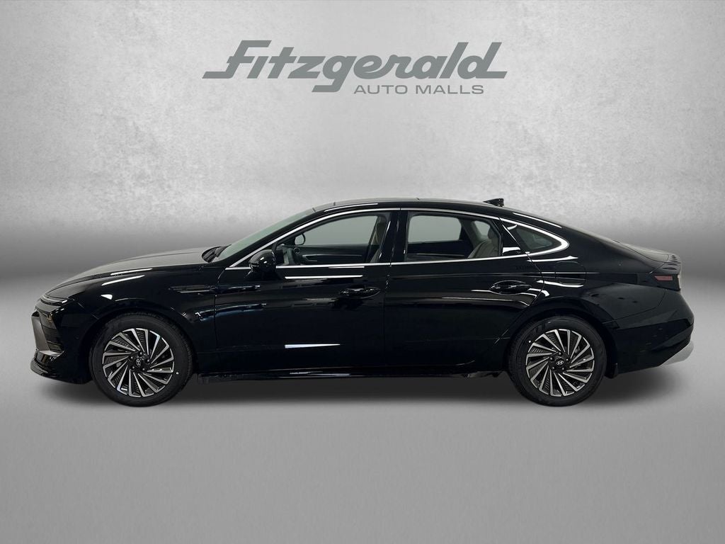 2025 Hyundai SONATA HYBRID Limited