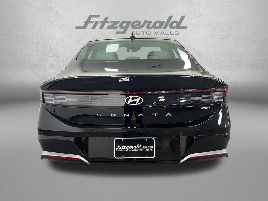 2025 Hyundai SONATA HYBRID Limited