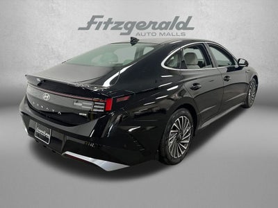 2025 Hyundai SONATA HYBRID Limited