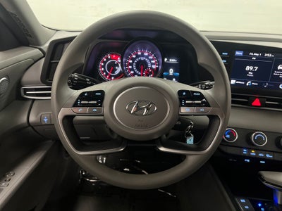 2023 Hyundai ELANTRA SE