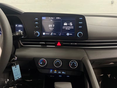 2023 Hyundai ELANTRA SE