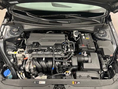 2023 Hyundai ELANTRA SE