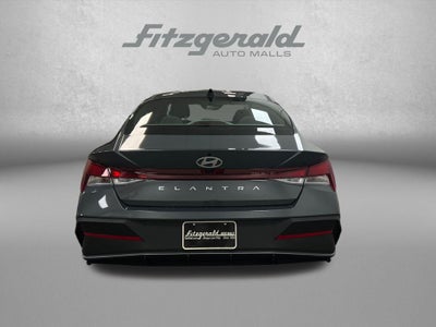 2026 Hyundai ELANTRA SE