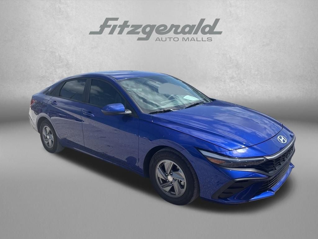 2024 Hyundai ELANTRA SE