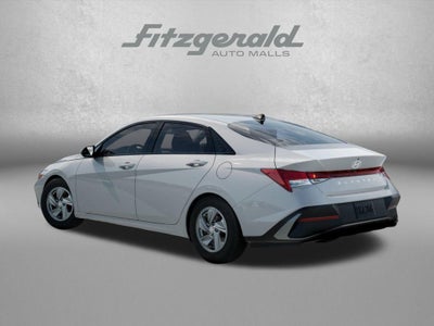 2026 Hyundai ELANTRA SE