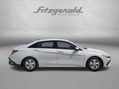 2026 Hyundai ELANTRA SE