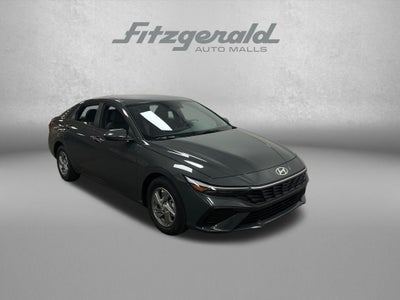 2026 Hyundai ELANTRA SE