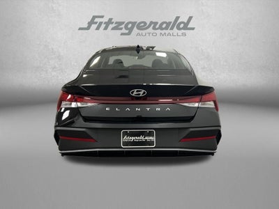 2026 Hyundai ELANTRA SE